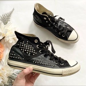 studded low top converse